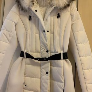Down puffer coat